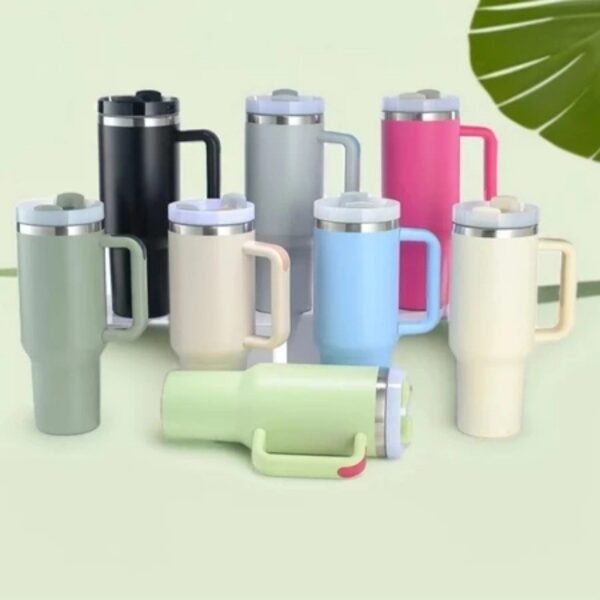 BEVERAGE_CUP (Copo de Carro 004)